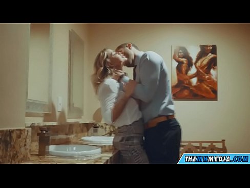 ❤️ Cum busty flava seducit in latrinae publicae Porn video  at porn la.high-pass.ru